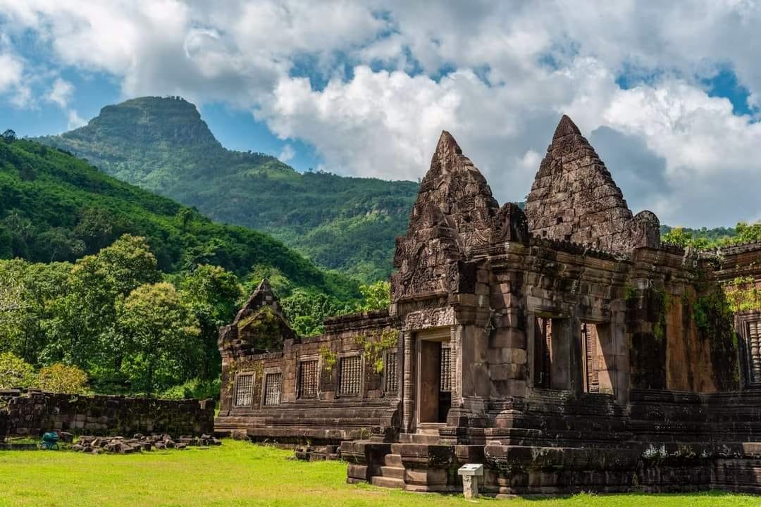 17 Days Laos Cycling Adventure Tour